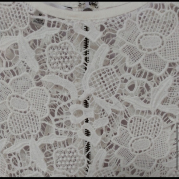 Cabi Lace Peplum Tank Top size small - Picture 4 of 8